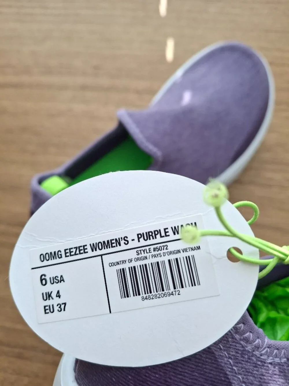 (New) OOFOS – OOmg eeZee Low Recovery Shoes (Purple Wash) – Women's 6